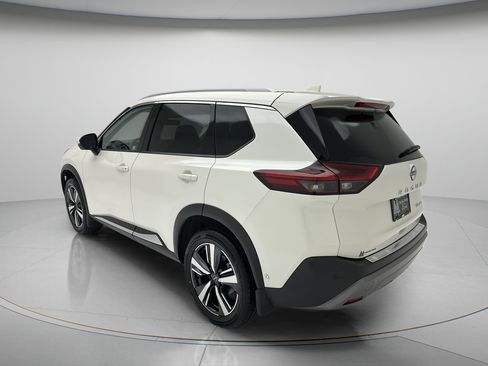 Used 2023 Nissan Rogue SL w/ SL Premium Package AWD/4WD image 4