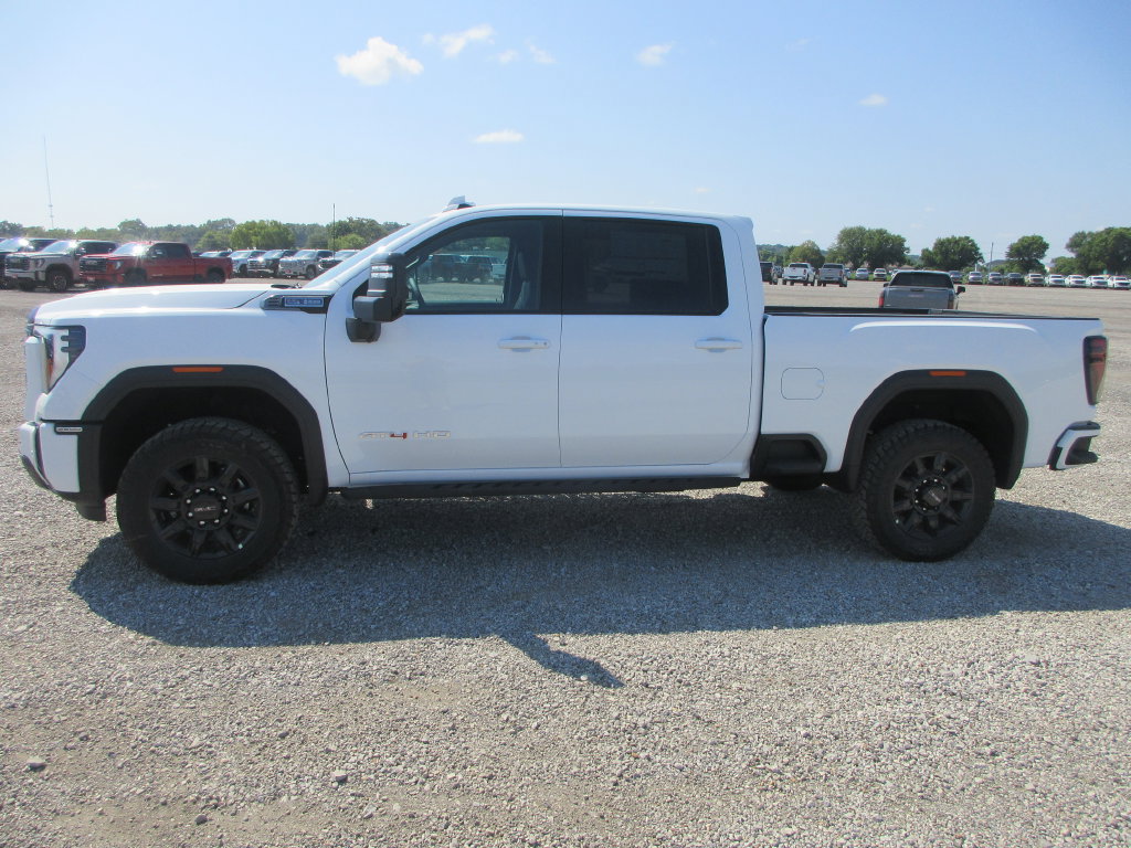New 2026 GMC Sierra 2500 AT4 w/ AT4 Premium Plus Package AWD/4WD image 9