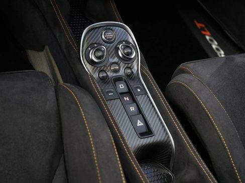 Used 2019 McLaren 600LT image 29