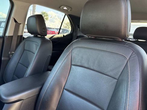 Used 2021 Chevrolet Equinox LT image 25