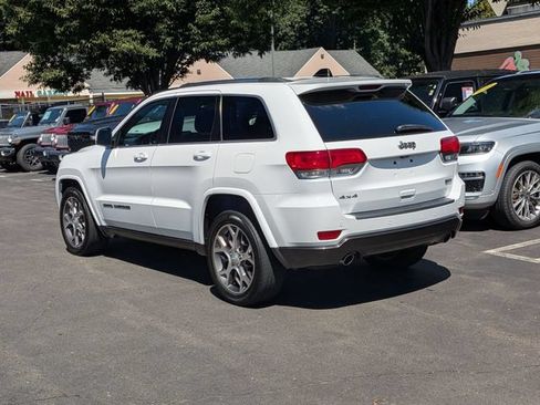 Certified 2018 Jeep Grand Cherokee Limited AWD/4WD image 4