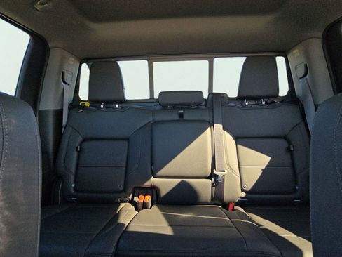 Used 2022 Chevrolet Silverado 1500 RST w/ Convenience Package II image 17