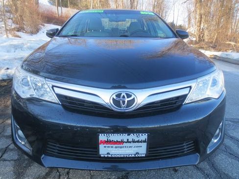 Used 2013 Toyota Camry XLE image 3