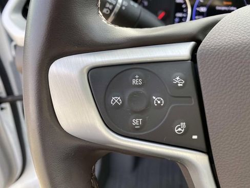 Used 2023 GMC Acadia SLT w/ Technology Package image 22