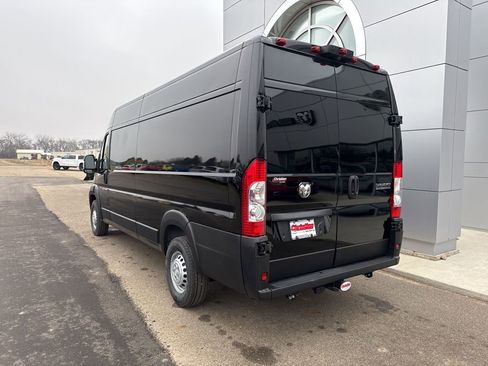 Used 2025 RAM ProMaster 3500 w/ Cold Weather Group image 8