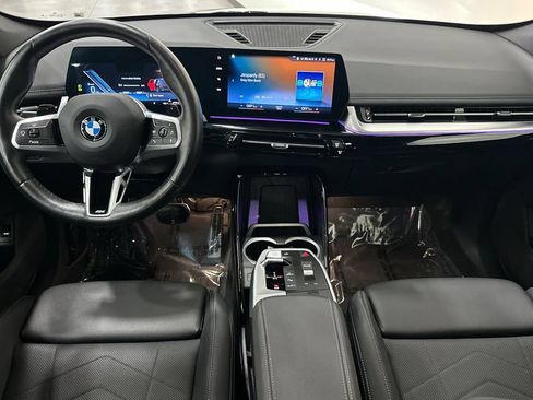 Used 2023 BMW X1 xDrive28i w/ M Sport Package AWD/4WD image 15