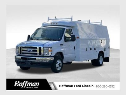 New 2024 Ford E-450 and Econoline 450 Super Duty w/ Power Windows & Locks Group