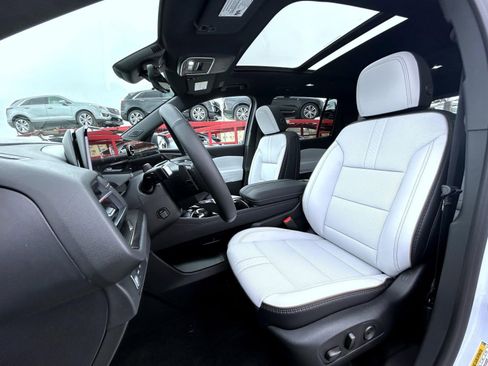 New 2026 Chevrolet Traverse High Country AWD/4WD image 10