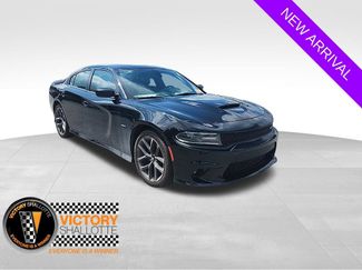 Used 2019 Dodge Charger R/T w/ Blacktop Package RWD video 1