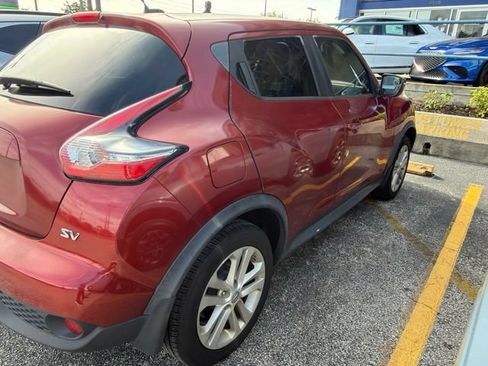 Used 2016 Nissan Juke SV FWD image 4