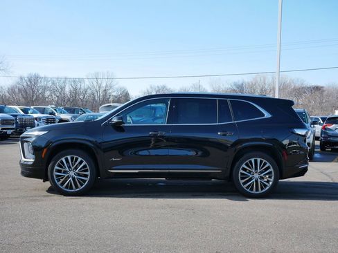 Used 2025 Buick Enclave Avenir w/ Super Cruise Package AWD/4WD image 6