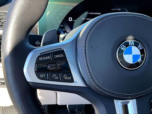 Used 2026 BMW X7 M60i image 24