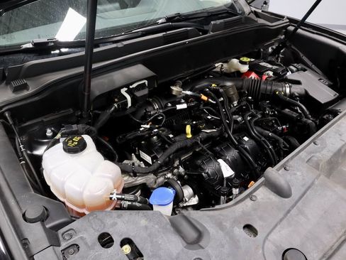 Used 2022 Lincoln Nautilus FWD w/ Premium Package image 19