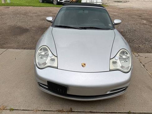 Used 2004 Porsche 911 Carrera RWD image 2