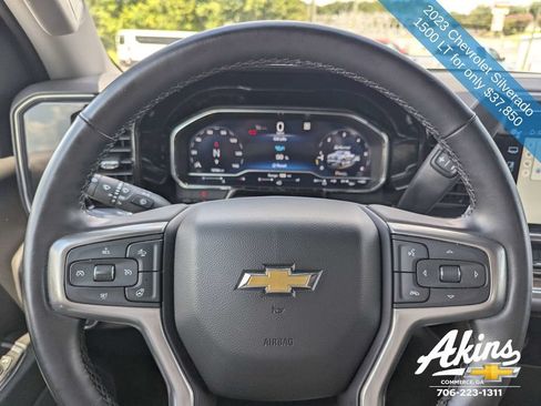 Used 2023 Chevrolet Silverado 1500 LT AWD/4WD image 27