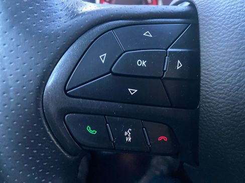 Used 2018 Dodge Challenger R/T w/ Driver Convenience Group image 13