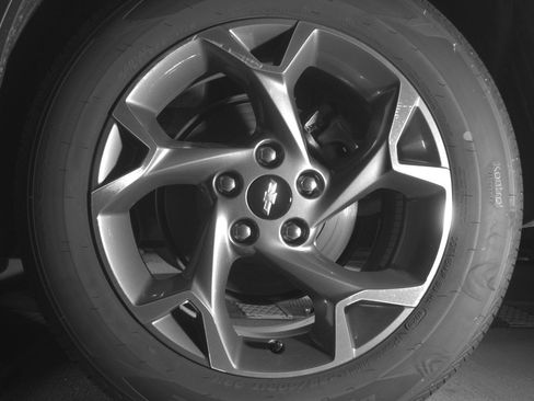 Used 2025 Chevrolet Trax LT FWD image 14