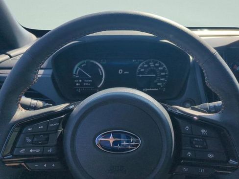 Used 2025 Subaru Forester Touring AWD/4WD image 37