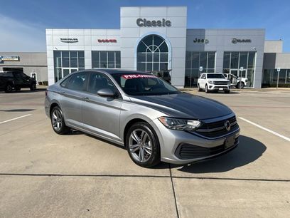 Used 2024 Volkswagen Jetta SE
