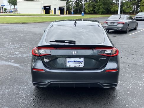 Used 2025 Honda Civic Sport image 9