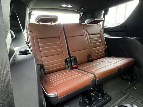 Used 2023 GMC Yukon Denali Ultimate AWD/4WD image 53