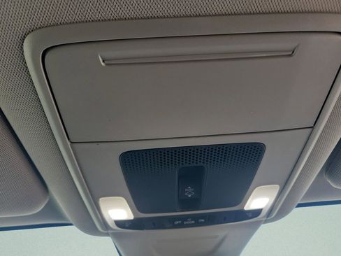 Used 2025 Honda CR-V EX image 17