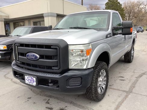 Used 2016 Ford F250 XL w/ Power Equipment Group image 4