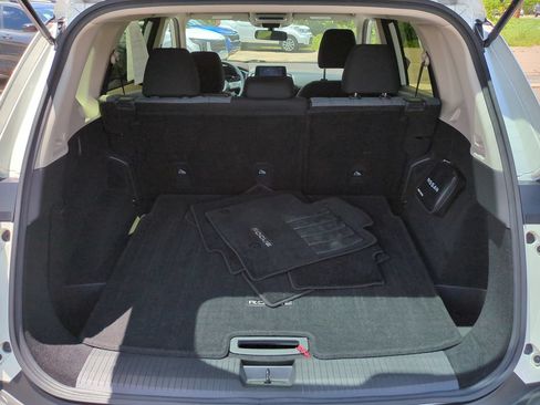 Used 2023 Nissan Rogue SV FWD image 13