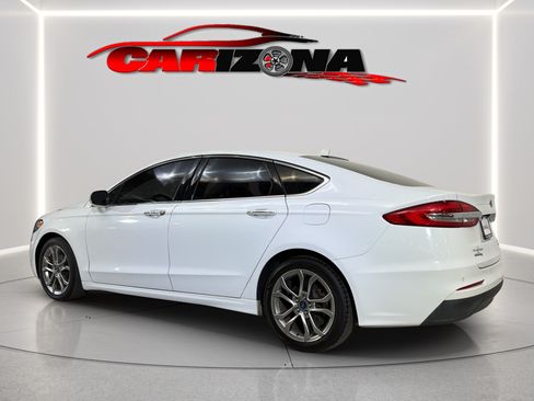 Used 2019 Ford Fusion SEL FWD image 9