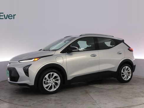 Used 2022 Chevrolet Bolt EUV LT FWD image 18