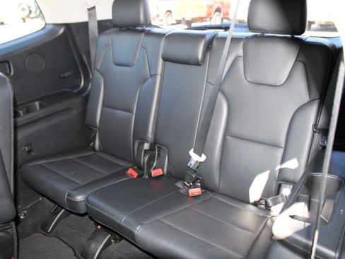 Used 2022 Kia Telluride S image 19