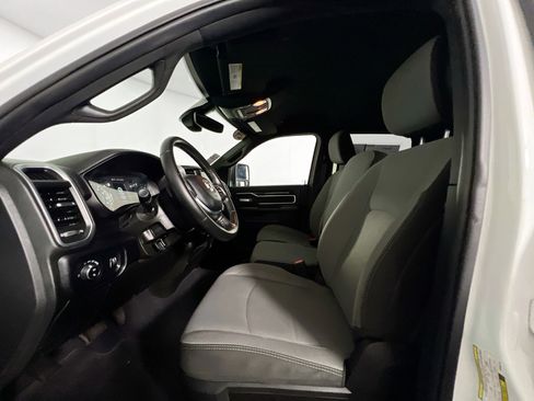 Used 2024 RAM 2500 Big Horn AWD/4WD image 14
