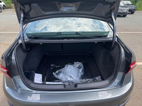 New 2025 Volkswagen Jetta SE image 14