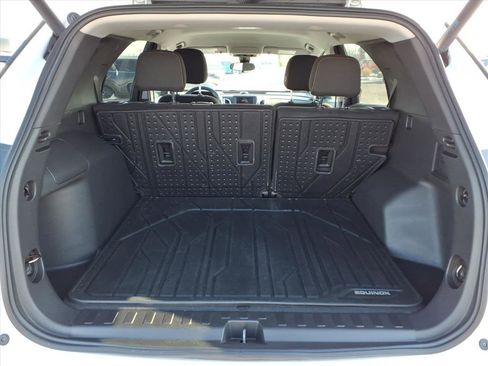 Used 2024 Chevrolet Equinox LT w/ LPO, Floor Liner Package image 28