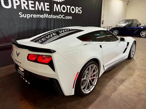 Used 2019 Chevrolet Corvette Grand Sport image 2