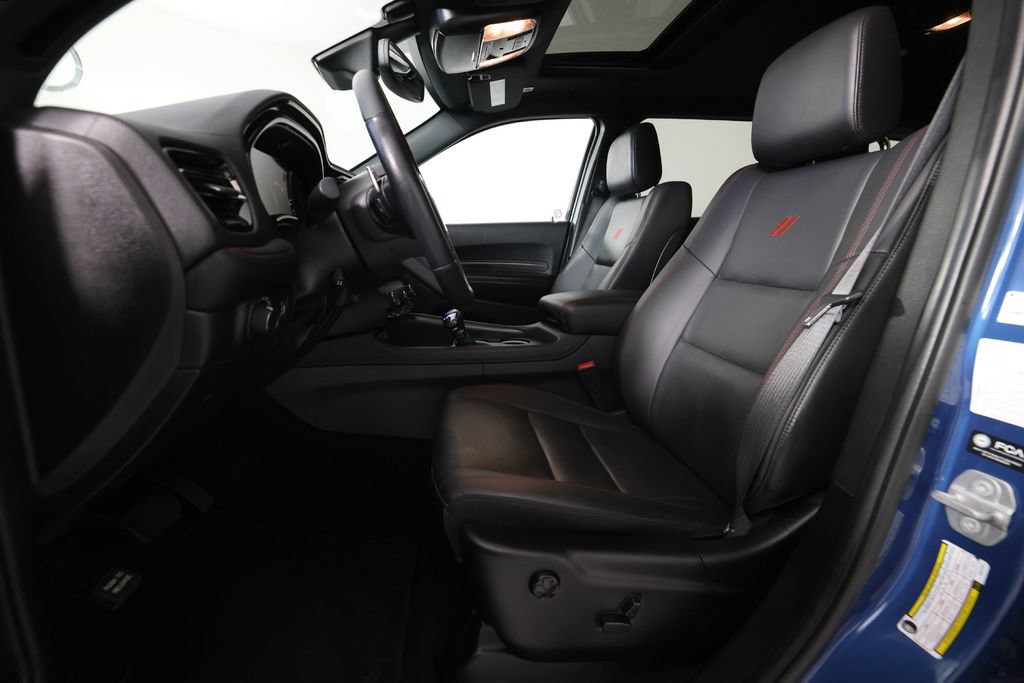 Used 2025 Dodge Durango GT AWD/4WD image 16
