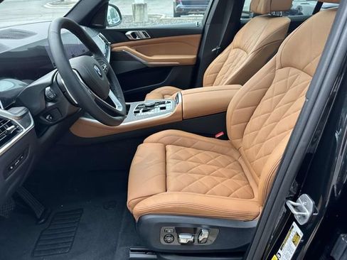 New 2026 BMW X5 xDrive50e w/ Climate Comfort Package AWD/4WD image 14