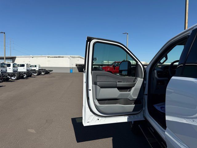 New 2026 Ford F350 XLT w/ FX4 Off-Road Package AWD/4WD image 22