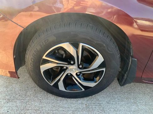 Used 2016 Honda Accord LX image 22