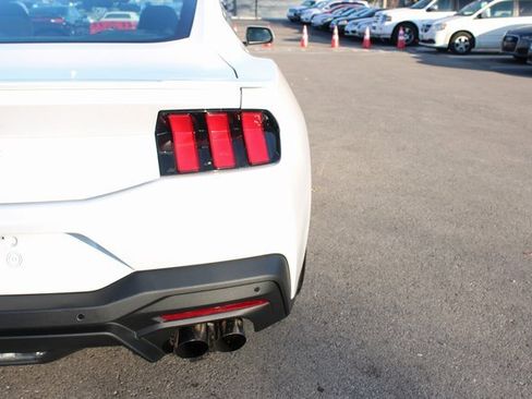 Used 2025 Ford Mustang GT image 39