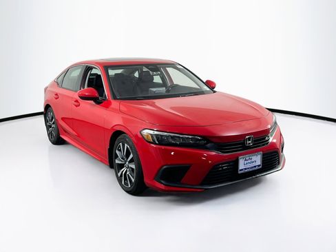 Used 2022 Honda Civic EX image 3