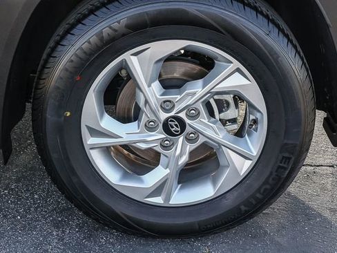 Certified 2024 Hyundai Tucson SEL FWD image 8