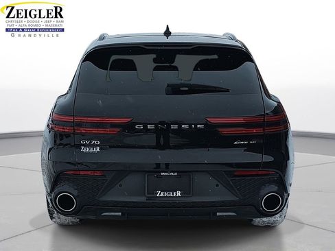 Used 2022 Genesis GV70 3.5T Sport w/ Sport Prestige Package image 6