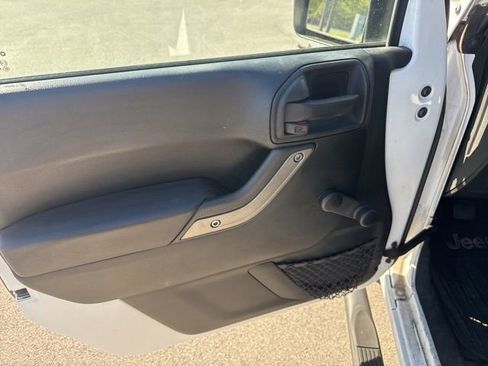 Used 2015 Jeep Wrangler Sport w/ Quick Order Package 23S image 16