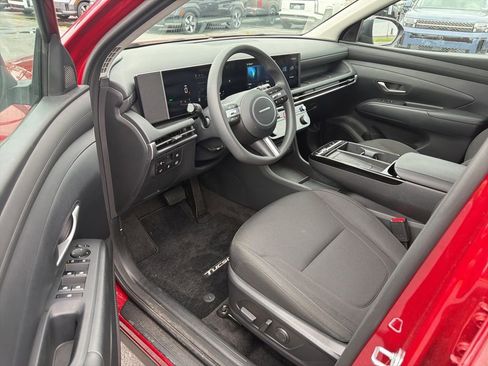 Used 2025 Hyundai Tucson Blue w/ Tow & Go Package AWD/4WD image 29