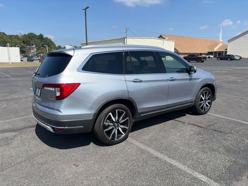 Used 2022 Honda Pilot Touring image 10