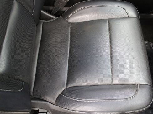 Used 2017 GMC Yukon SLT w/ HD Trailering Package image 35