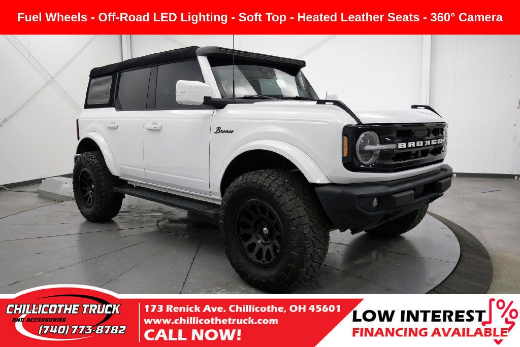 Used 2024 Ford Bronco Outer Banks AWD/4WD image 1