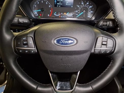 Used 2022 Ford Escape SE w/ SE Sport Appearance Package FWD image 11
