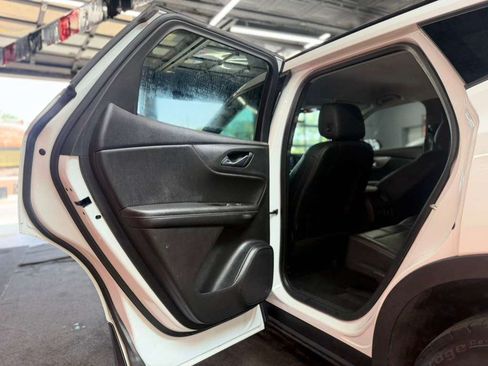 Used 2021 Chevrolet Blazer LT w/ Sound & Technology Package AWD/4WD image 8